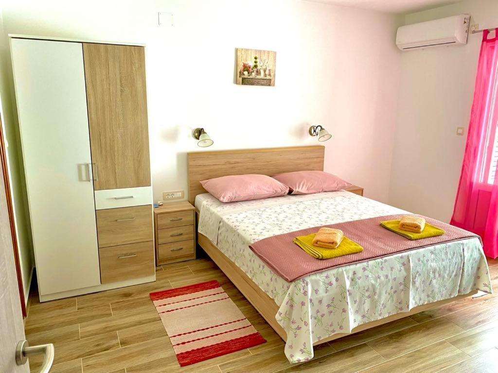 Apartman Miljenko - Matovica Apartment Kampor Luaran gambar